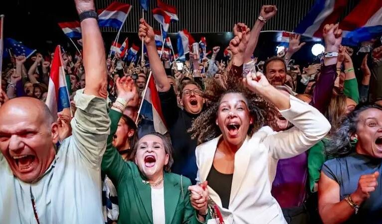 Hollanda seçimlerinde sürpriz: Aşırı sağ kaybetti, liberaller sandıktan zaferle çıktı