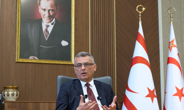 Erhürman AA’ya konuştu: “Biz yokmuşuz gibi davranmaya çalışanlar eninde sonunda kaybeder”