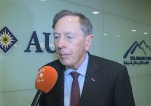 Eski CIA Direktörü Petraeus: “Şara’nın başarısı bizim başarımızdır“