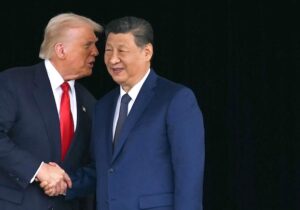 Trump, Çin Devlet Başkanı Şi Cinping ile Güney Kore’de buluştu: “Fentanilin ABD’ye girişini durdurmak için Çin ile çalışacağız”