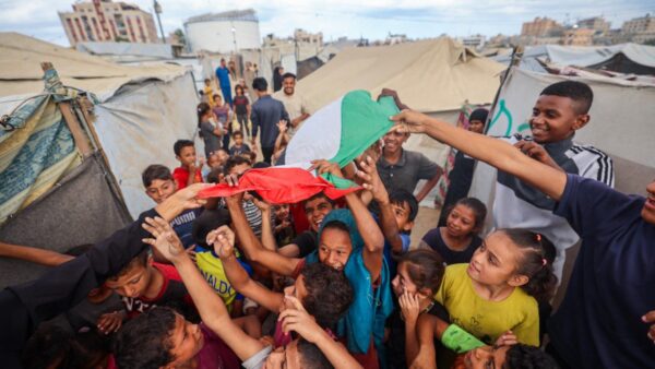 Gazze’de savaş bitti: Kalıcı ateşkes başladı