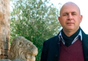 Okan Dağlı: “İki devletli çözüm baştacı edilirken, AB süreci rafa kaldırıldı”