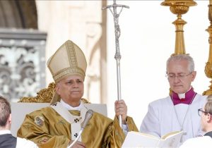 Vatikan’dan Katoliklere net mesaj: Evlilik iki kişiliktir, çok eşlilik kabul edilemez