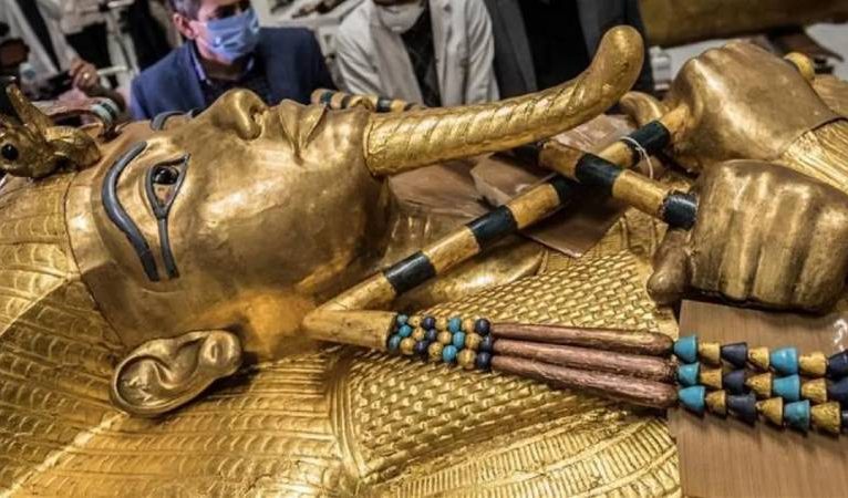 Mısır, dünyanın en büyük arkeoloji müzesini açtı I Tutankhamun’un mezarının tamamı ilk kez sergileniyor
