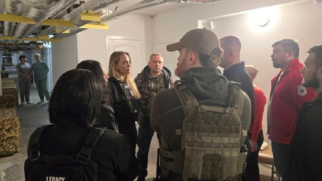 Angelina Jolie’nin Ukrayna ziyareti sırasında şoförü zorla askere alındı