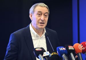 DEM Partili Bakırhan: “Bu yangını söndürmeye koşmayanlara bu ülke gereken cevabı oyuyla verecek”