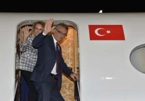 Cumhurbaşkanı Erhürman ilk resmi yurtdışı ziyareti için adadan ayrıldı