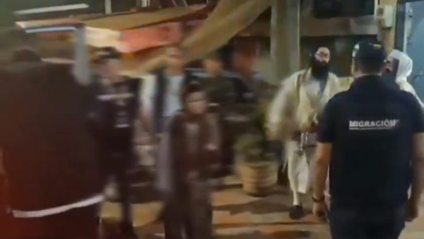 Kolombiya I Cinsel istismarla suçlanan Yahudi tarikatının elinden 17 çocuk kurtarıldı