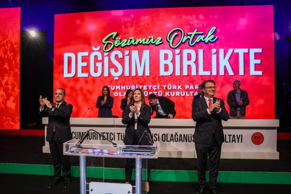 Büyük Kurultay başladı I CTP, geleceğin yönünü çizdi: 10 başlıkta mücadele sözü, tüm örgütlere bağlayıcı yükümlülük