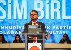 CTP 30. Olağanüstü Kurultayında ilk konuşmayı Asım Akansoy yaptı: “Bu düzen çürüdü; hedef tek başına iktidar!”