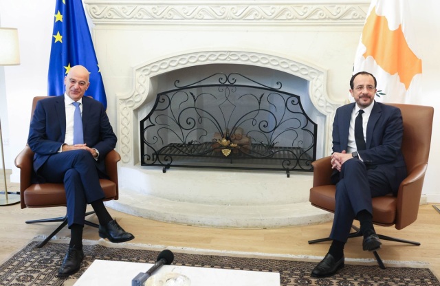 Kıbrıs’taki Dendias’a ‘Türkiye’ sorusu I “Avrupa’yı tehdit eden, SAFE mekanizmasında yer alamaz”