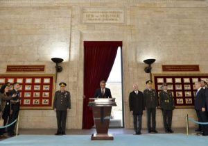 Erhürman Anıtkabir’de