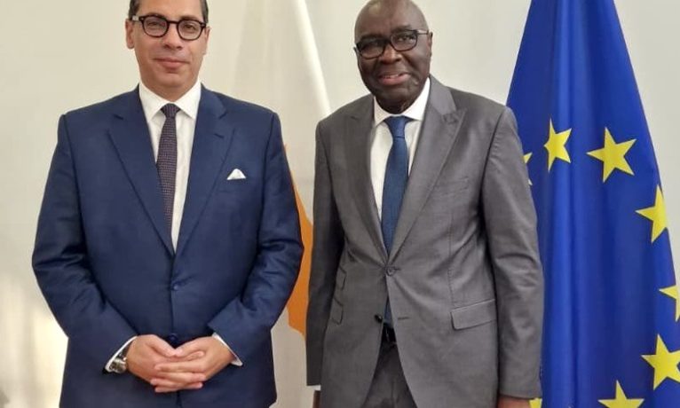 Kombos, Denya’da yaşananları Hashim Dione’a iletti