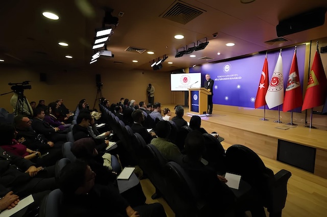 Türkiye Savunma Bakanlığı: “KKTC’nin haklarını yok sayan hiçbir anlaşmayı kabul etmeyiz”