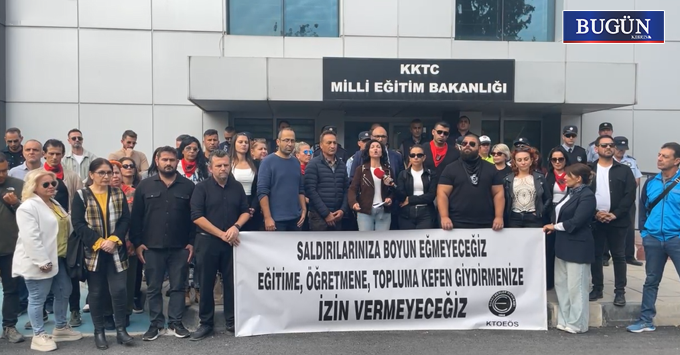KTOEÖS, disiplin soruşturmalarına karşı Eğitim Bakanlığı önünde eylem yaptı