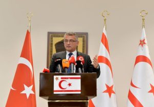 Erhürman: “Türkiye’nin tutumu süreç için olumlu bir atmosfer oluşturuyor”