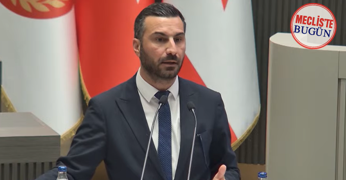 Solyalı: “Siz kimsiniz de ilahiyat müfredatına göre yasa değiştirme taahhüdü verirsiniz?”