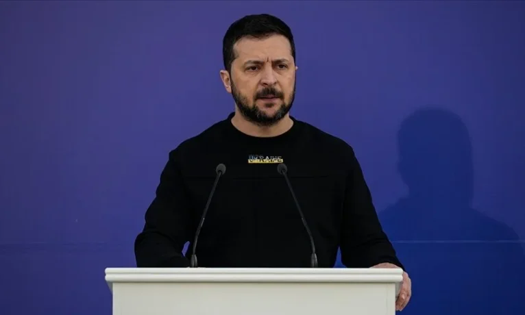Zelenski: “Ruslar ölülerini saymaz ama kaybettikleri her dolar ve euroyu sayarlar“