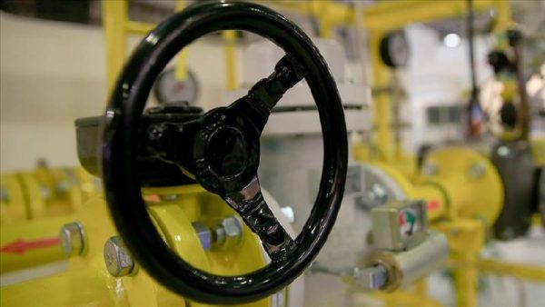 AB, Rusya’dan gaz alımını 2027’de sona erdirecek