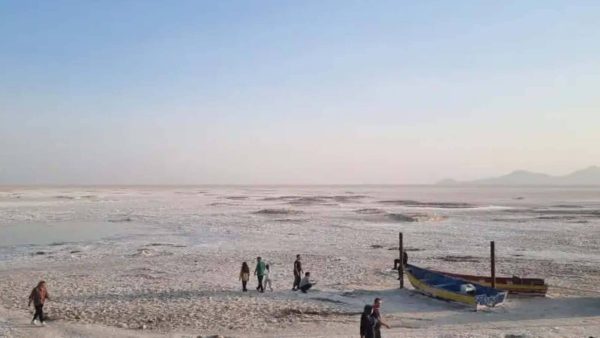 Kuraklık: İran komşu ülkelerden su satın almak istiyor