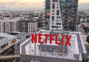 Netflix, Warner Bros film ve yayın işletmelerini 72 milyar dolara satın alıyor