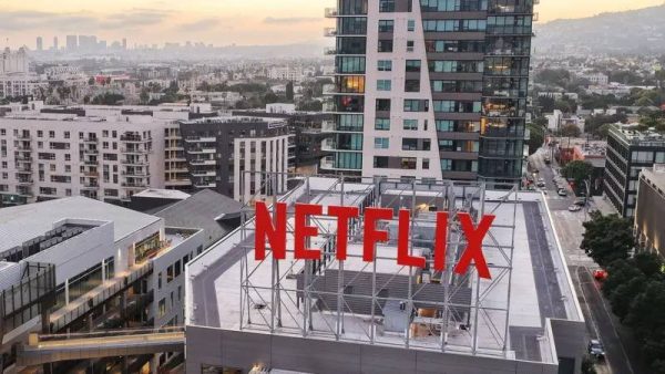 Netflix, Warner Bros film ve yayın işletmelerini 72 milyar dolara satın alıyor
