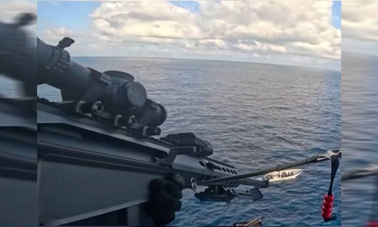 ABD Sahil Güvenlik ekipleri, Pasifik Okyanusu’ndaki operasyonda 9 tondan fazla kokain ele geçirdi