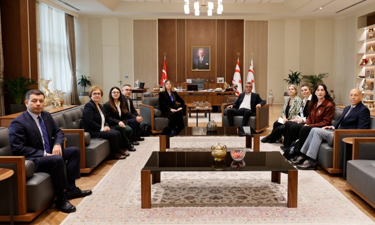 Erhürman Hristodulidis’in pozisyonunu sorguladı: “Crans-Montana’da kaldığınız yeri bu kadar beğendiyseniz masayı niye terk etmiştiniz?”