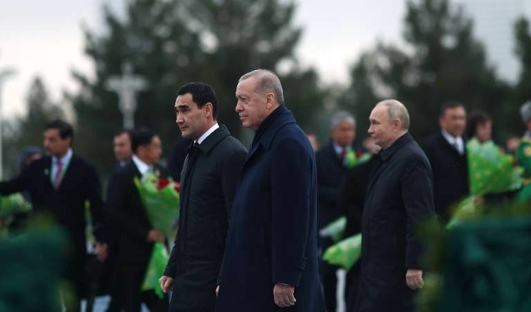 Erdoğan Türkmenistan’da: “Rusya ile Ukrayna arasında ateşkes girişimlerine destek vermeye hazırız; Gazze’de ateşkes kalıcı olmalı”