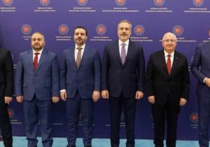 Türkiye’den Suriye’ye üst düzey ziyaret: Dışişleri Bakanı Fidan, Milli Savunma Bakanı Güler ve MİT Başkanı Kalın; Şam’a gitti