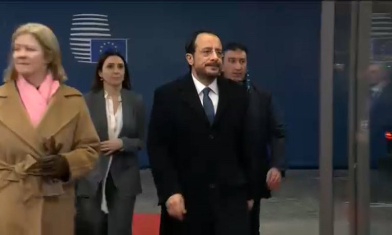 Hristodulidis’ten Brüksel’de çağrı: Rusya’ya yönelik yaptırımlar etkin biçimde uygulanmalı