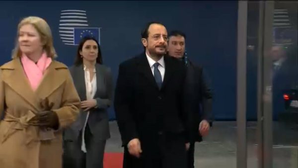 Hristodulidis’ten Brüksel’de çağrı: Rusya’ya yönelik yaptırımlar etkin biçimde uygulanmalı