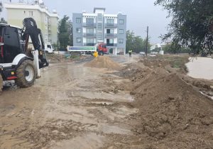 Nalbantoğlu Hastanesi’nde taşkın önlemleri: İçişleri, LTB ve Sivil Savunma sahada