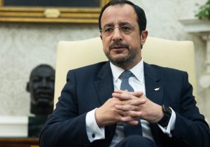 Hristodulidis: “Ankara’dan Kıbrıs’a yönelik yükümlülüklerini yerine getirmesini bekliyoruz”