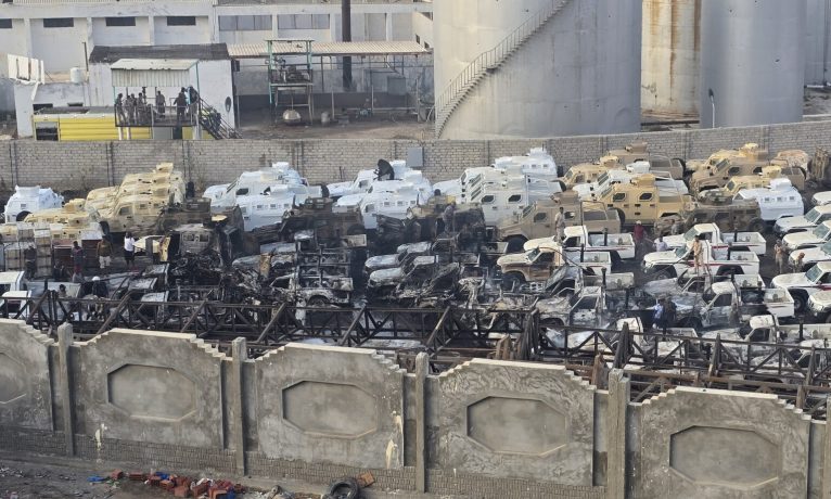 Suudi Arabistan, BAE’ye Yemen’den çekilmesi için 24 saat verdi