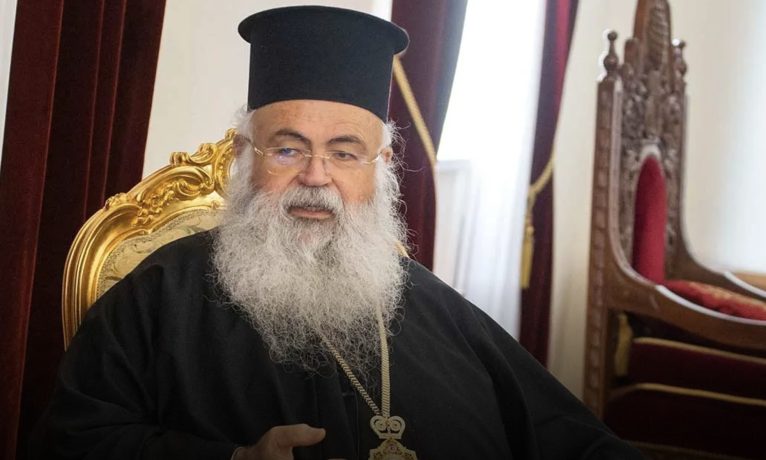 Yaklaşan siyasi döneme karşı Kilise’nin çanları alarm veriyor: “HER YOL ULUSAL ÖTENAZİ”