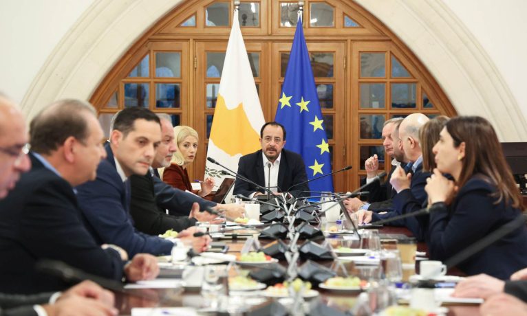 Ortak açıklamaya siyasi destek: Hristodulidis Ulusal Konsey’i bilgilendirdi