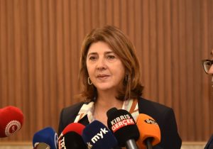 Holguín: “Liderlerin çabasını destekleyin, adada yeni bir atmosfer mümkün!”