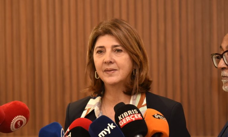 Holguín: “Liderlerin çabasını destekleyin, adada yeni bir atmosfer mümkün!”