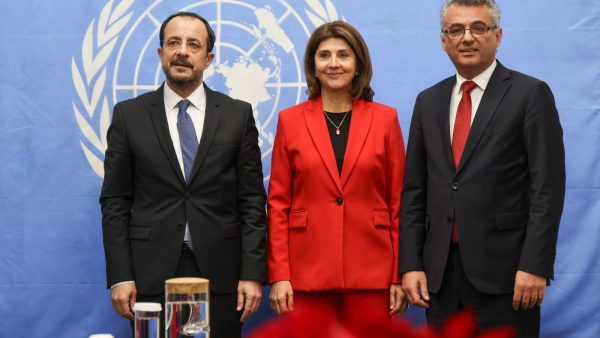 Akıncı-Anastasiadis dönemini andıran tempo: MASADA 3 SAAT 20 DAKİKA