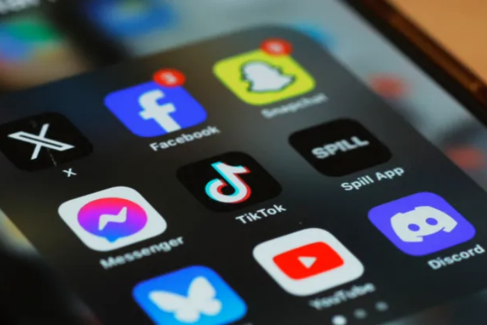 Avustralya, 16 yaş altındakilere sosyal medyayı yasaklayan ilk ülke oldu