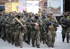 Almanya’da yeni askerlik yasası toplumu böldü; gençler ülke genelinde sokaklara döküldü