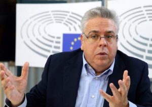 AP Türkiye Raportörü Amor: ”Anayasa yarım uygulanıyor, yargının tutumu muhalefete başka iktidara başka”