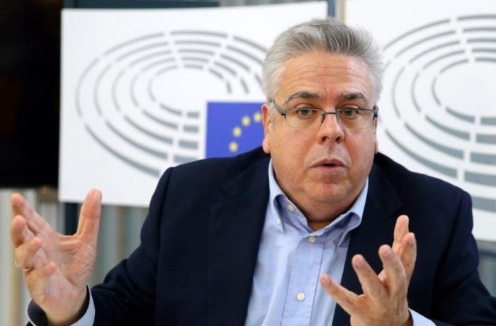 AP Türkiye Raportörü Amor: ”Anayasa yarım uygulanıyor, yargının tutumu muhalefete başka iktidara başka”