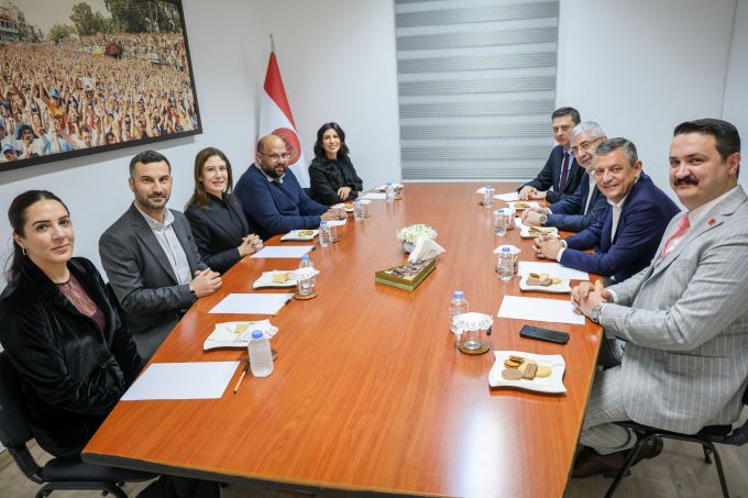 CHP Lideri Özel’den CTP Başkanı İncirli’ye tebrik ziyareti