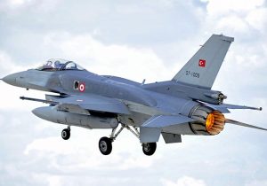 F-16’lar Türk hava sahasına yaklaşan İHA’yı düşürdü