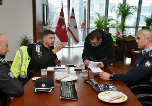 Gönyeli’de kriz masası oluşturuldu: “Öncelik can güvenliği… yağmur müdahaleye fırsat vermiyor”