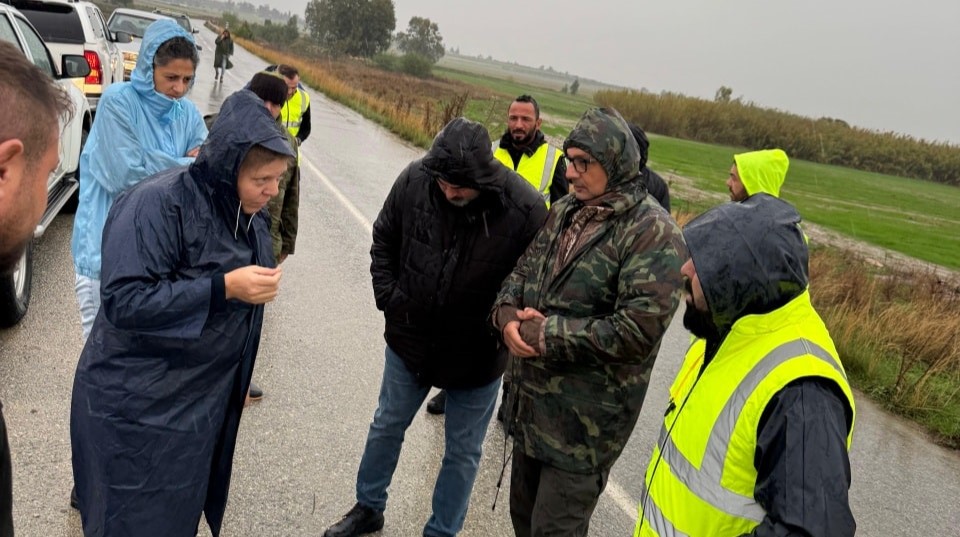 Mesarya’da taşkın riski: “Gelen suyun en az zararla Kukla Barajı’na yönlendirilmesi için çalışmalar sürüyor”