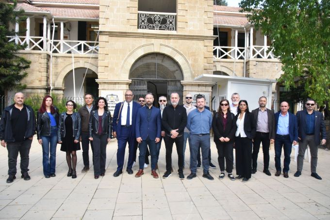 Öğretmenlere açılan dava 14’üncü duruşmada geri çekildi: “Ortada bir suç yok!”