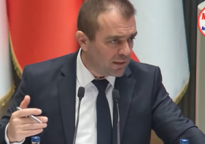 Şahiner, online casino izniyle bankacılık sektörünün bile riske atıldığını söyledi